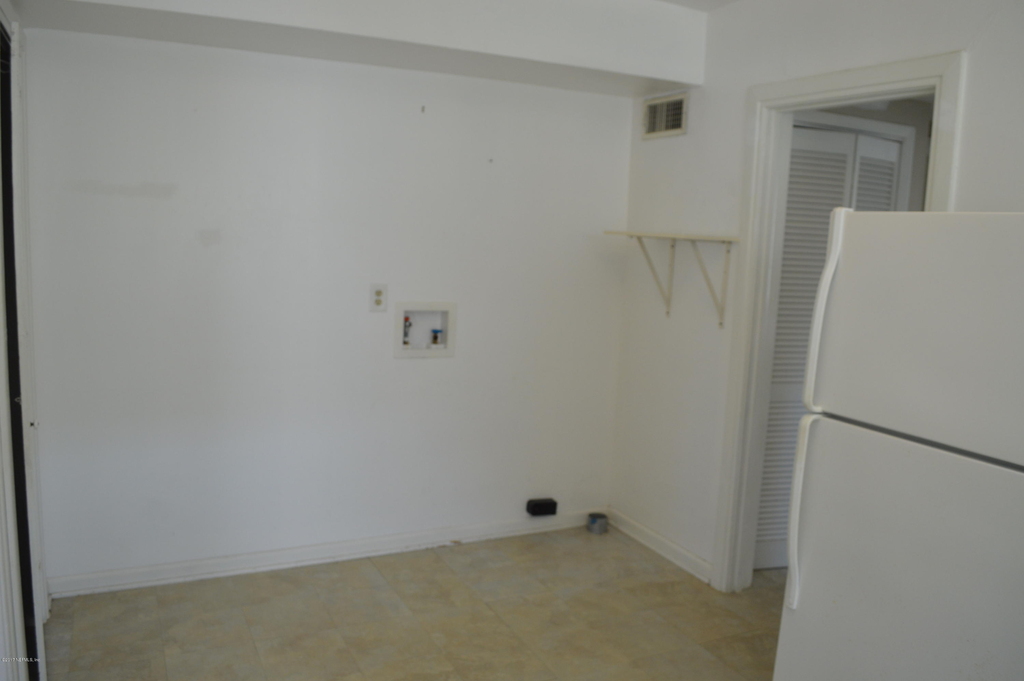 2834 Downing Street - Photo 6