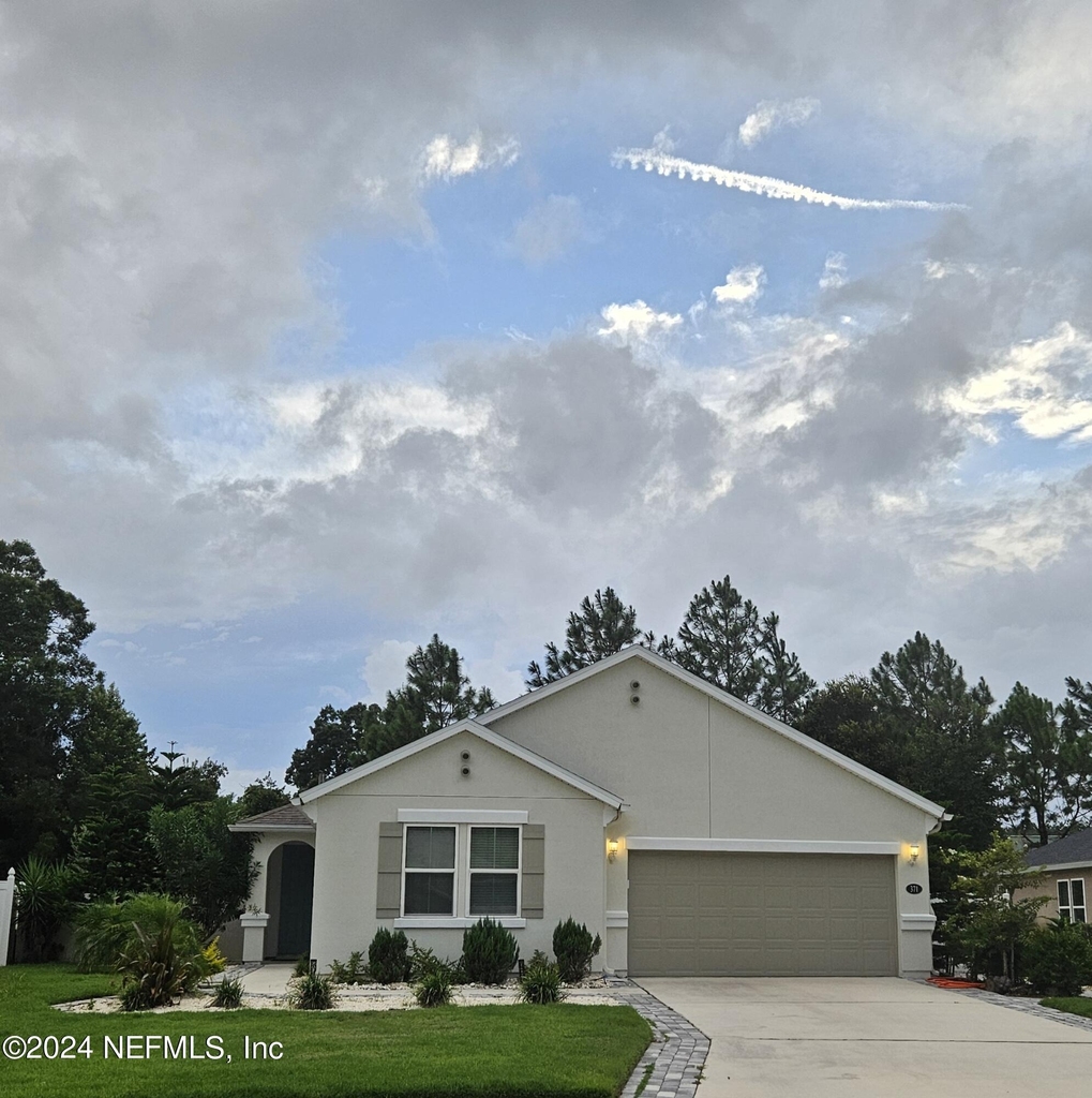 371 Heritage Oaks Drive - Photo 0