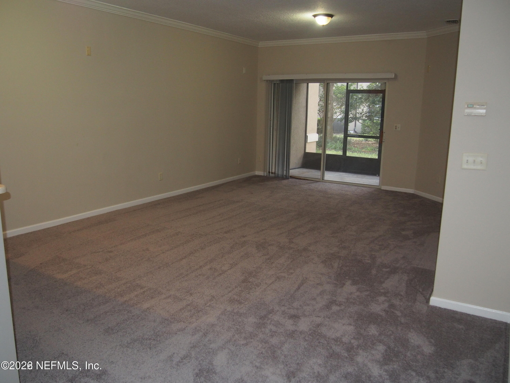 12301 Kernan Forest Boulevard - Photo 5