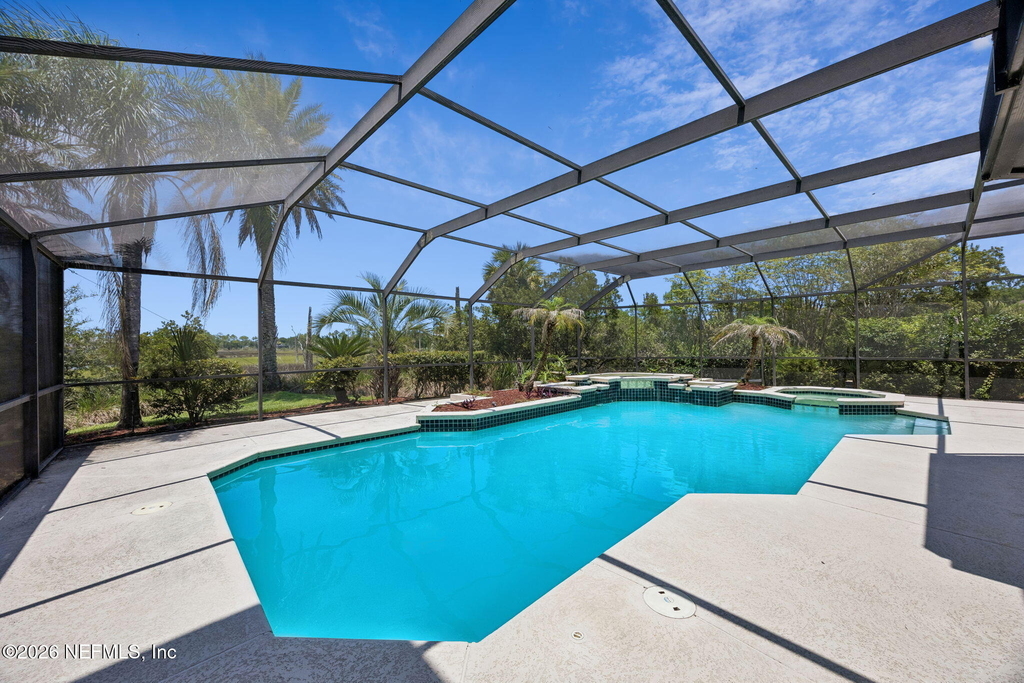 132 Lantern Wick Place - Photo 1