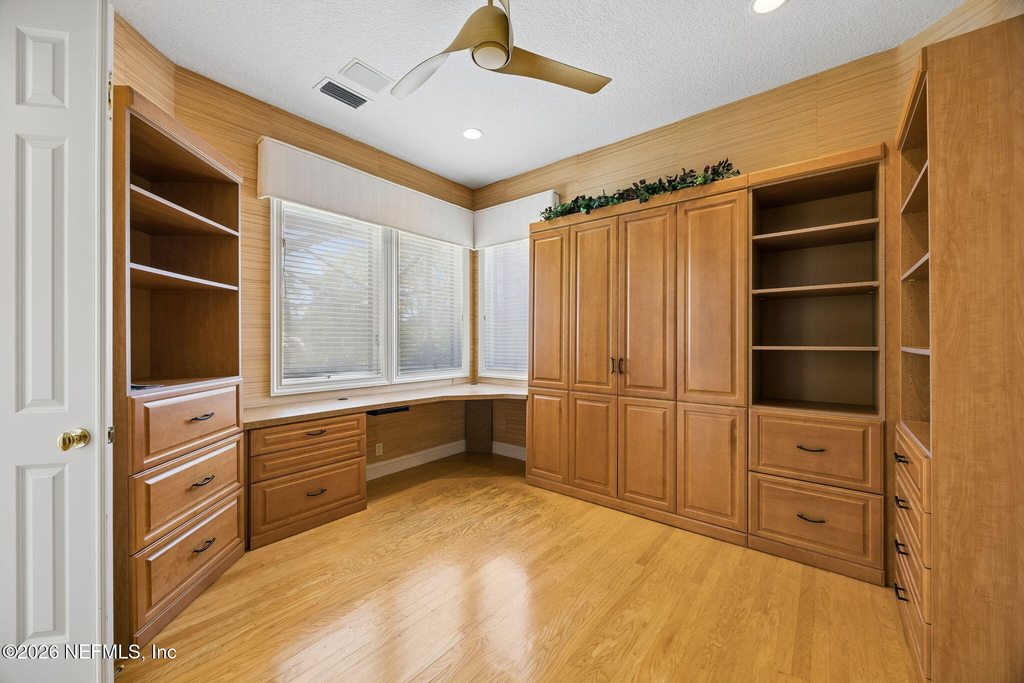 132 Lantern Wick Place - Photo 11