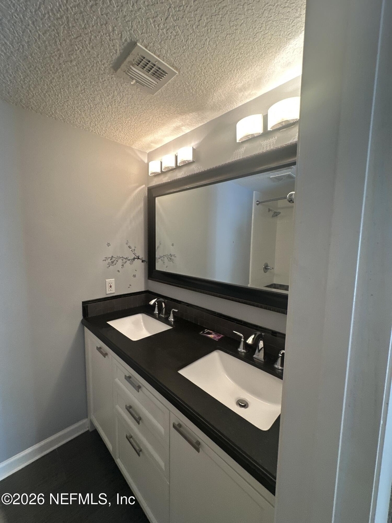 7867 Bahia Vista Court - Photo 11