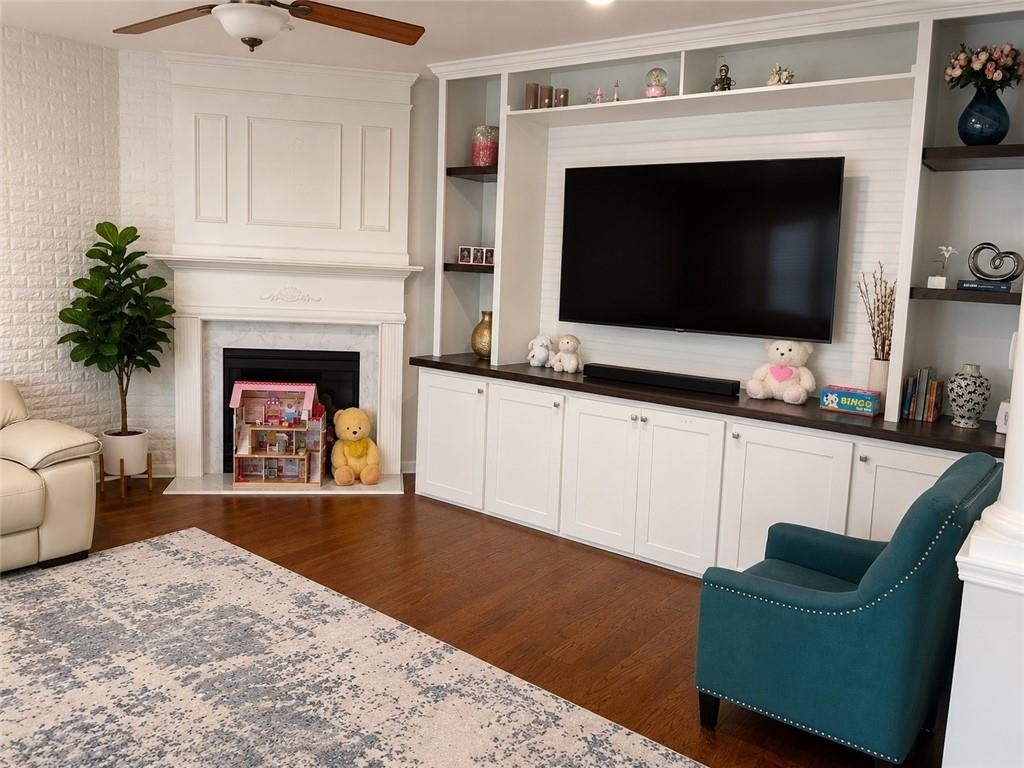 3215 Warbler Way - Photo 7