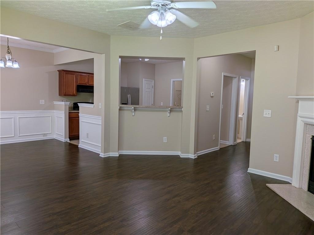 4624 Windale Drive - Photo 5