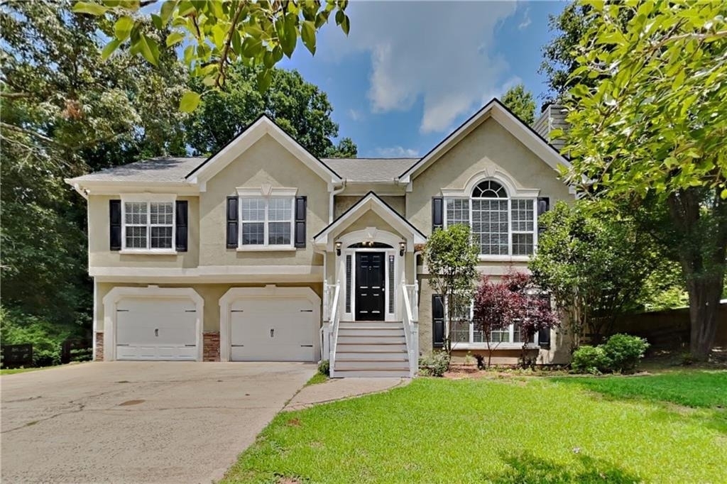 3820 Pheasant Run Trace - Photo 0