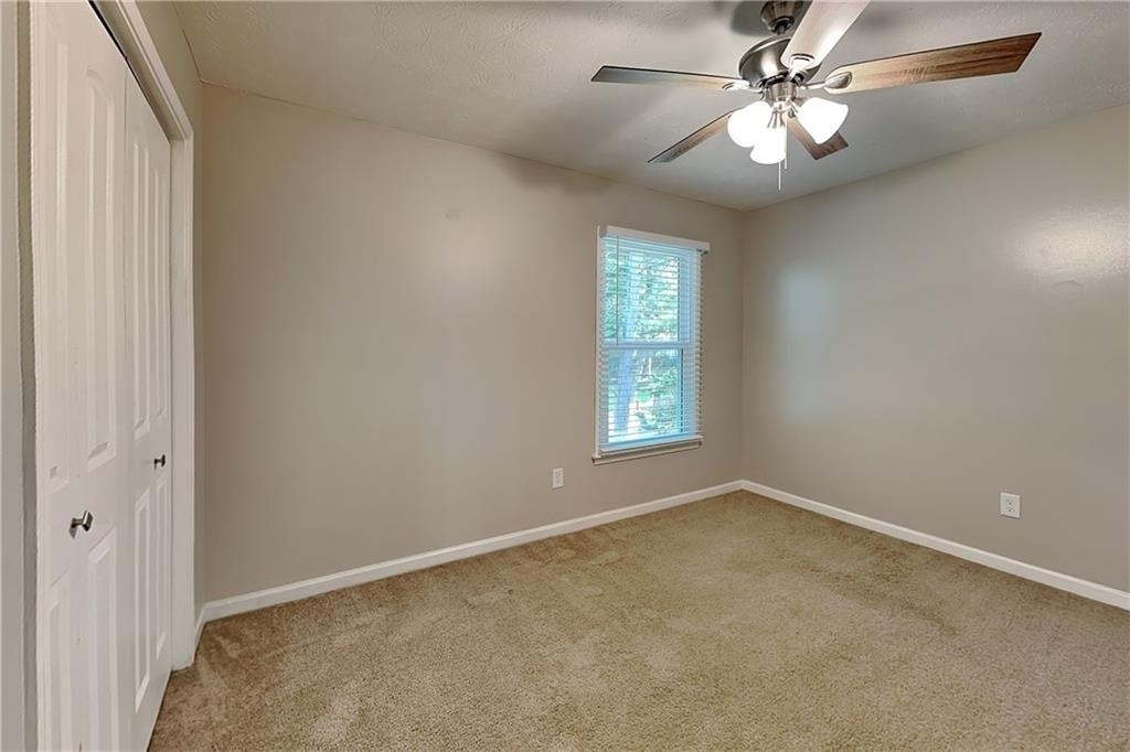 6839 Woodcreek Lane - Photo 15