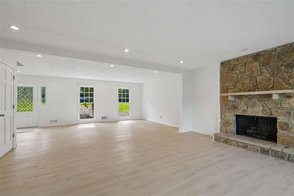5132 Willow Point Parkway Ne - Photo 3