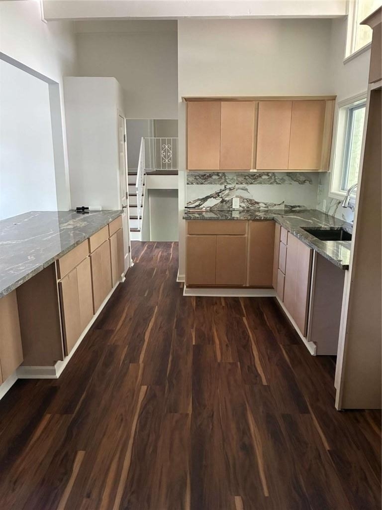 2948 Keats Drive - Photo 2