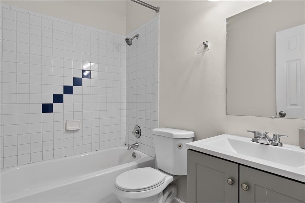 1021 Ada Avenue Nw - Photo 17