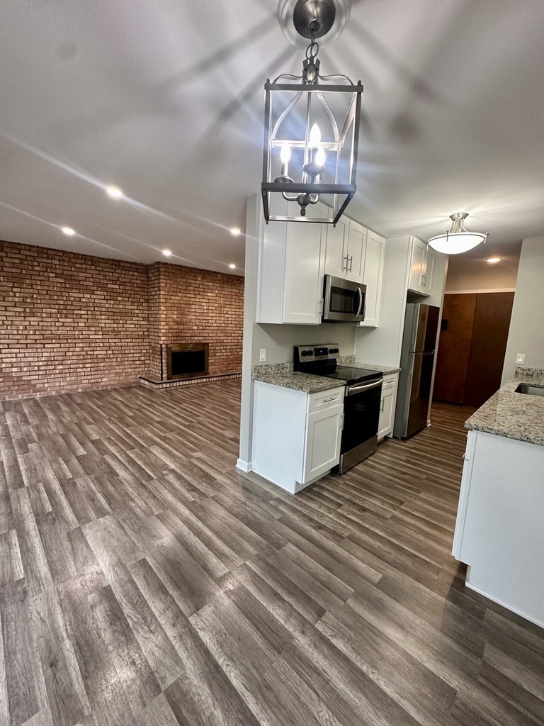 5500 Hillcrest Lane - Photo 5