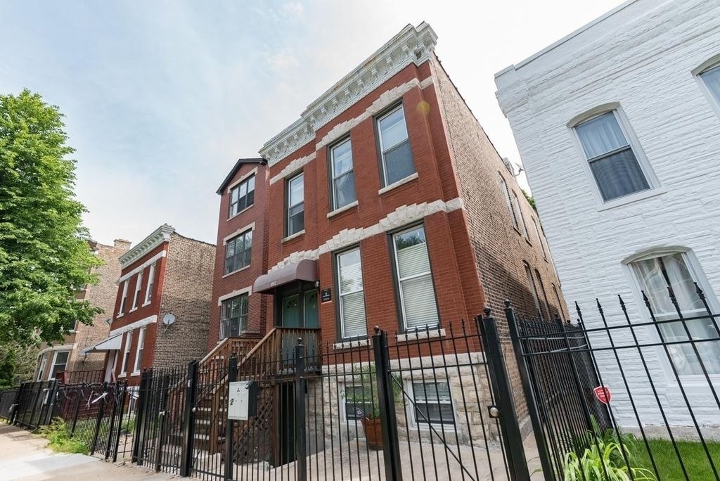 1317 N Campbell Avenue - Photo 0
