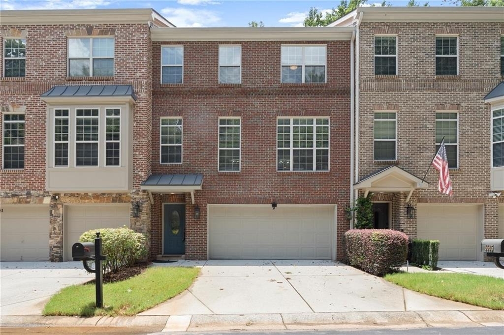 5583 Julian Place - Photo 1