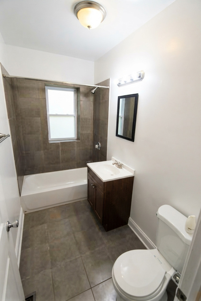 2065 W Jarvis Avenue - Photo 6