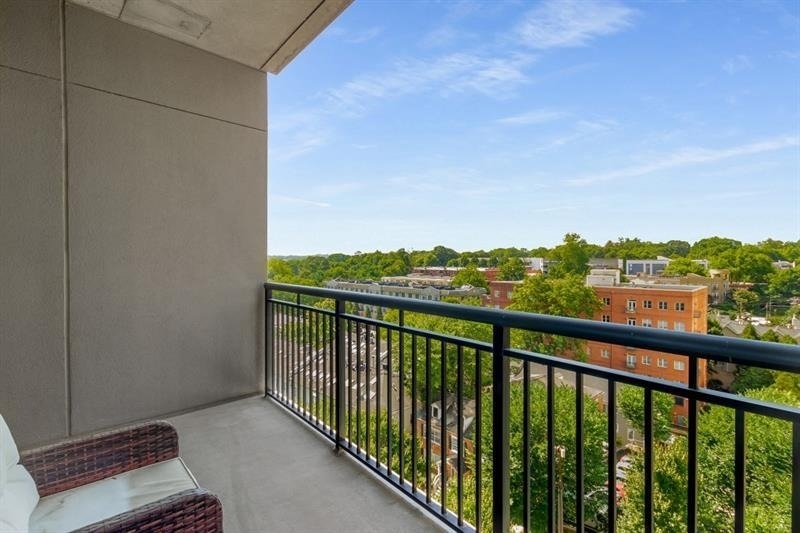 222 12th Street Ne - Photo 16
