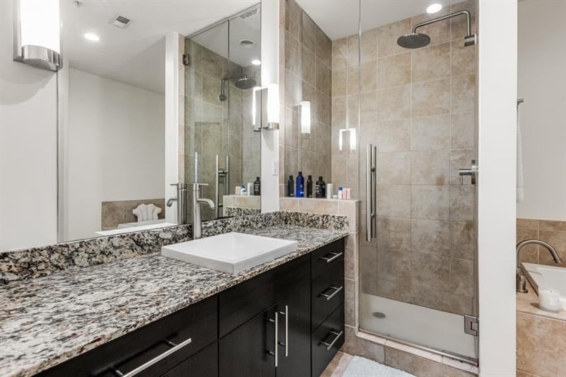222 12th Street Ne - Photo 13