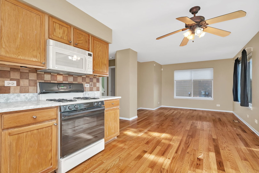 2509 Rosehall Lane - Photo 14