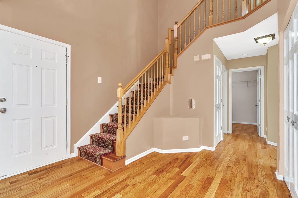 2509 Rosehall Lane - Photo 3