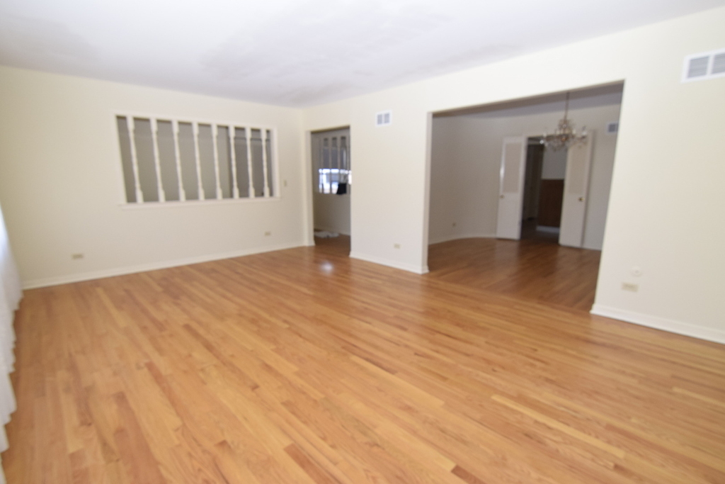 5025 Carol Street - Photo 3