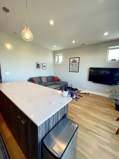 4555 N Ravenswood Avenue - Photo 7