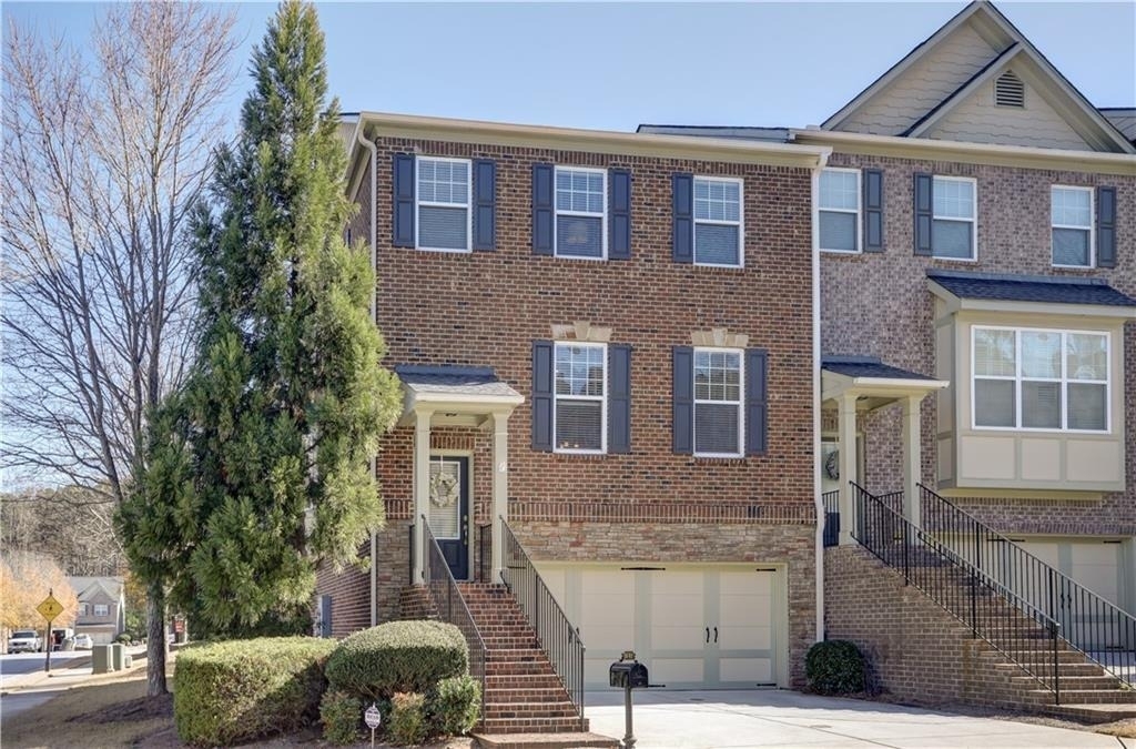 3693 Lambert Lane Ne - Photo 0