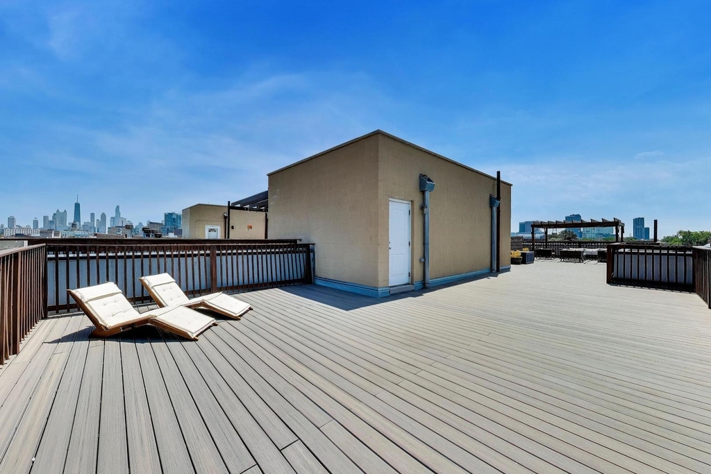 1417 W Chicago Avenue - Photo 28