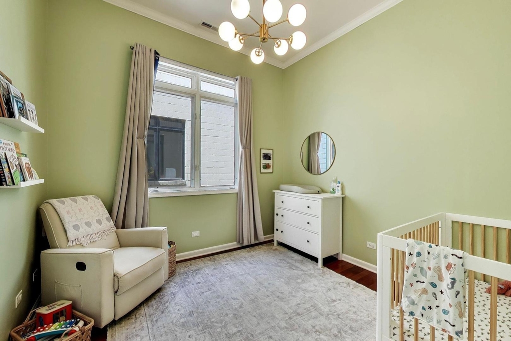 1417 W Chicago Avenue - Photo 17
