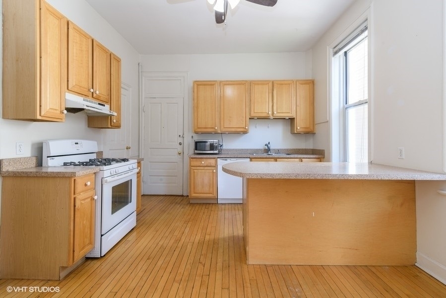 1939 W Thomas Street - Photo 3