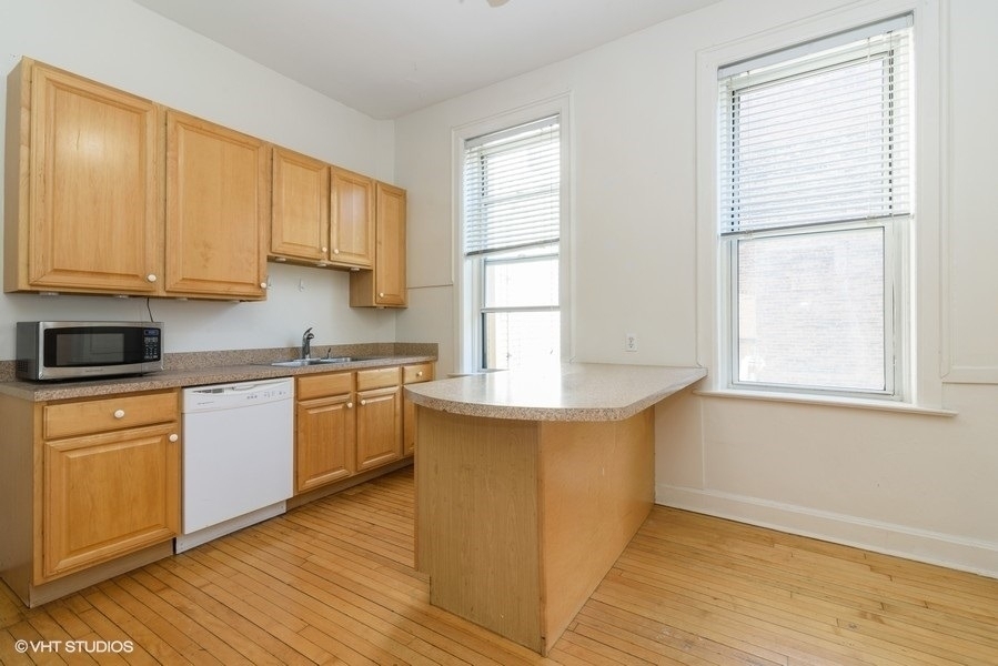 1939 W Thomas Street - Photo 4