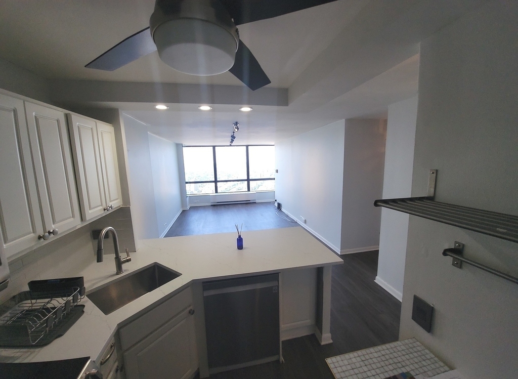 5415 N Sheridan Road - Photo 19