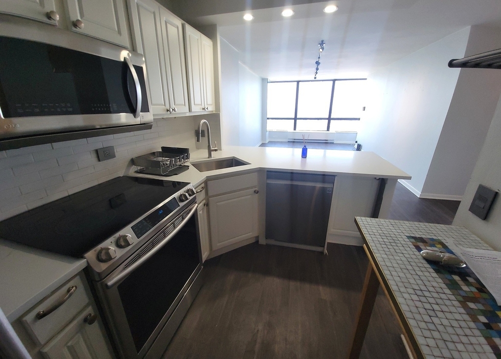 5415 N Sheridan Road - Photo 20