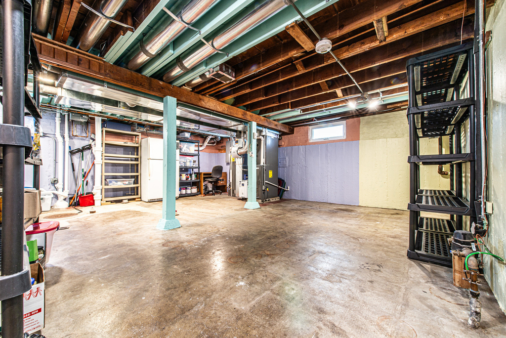 6611 W Foster Avenue - Photo 30