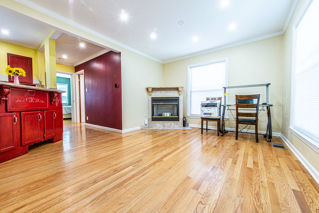 6611 W Foster Avenue - Photo 6