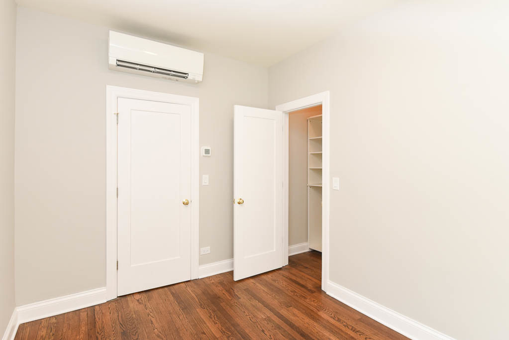 4708 N Racine Avenue - Photo 12