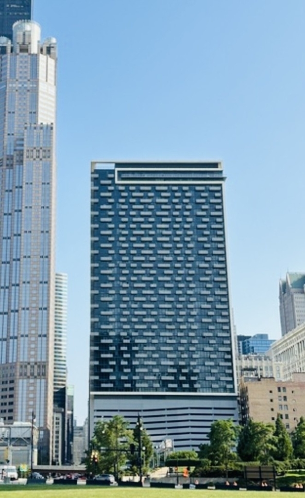 235 W Van Buren Street - Photo 0