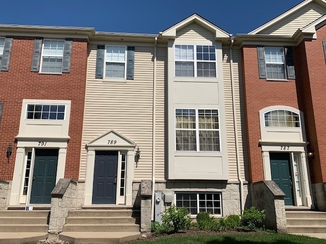 789 Lewisburg Lane - Photo 0