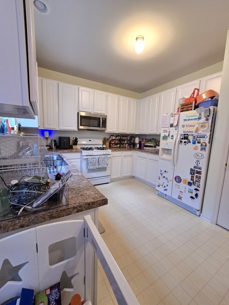 3359 Kentshire Circle - Photo 5