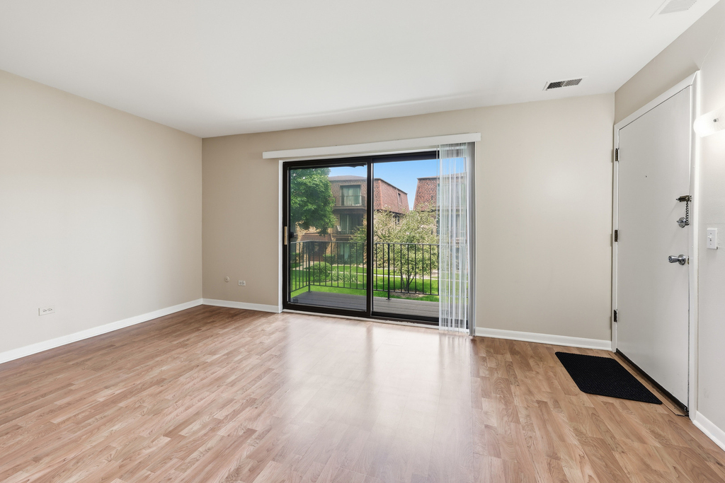 9714 Bianco Terrace - Photo 5
