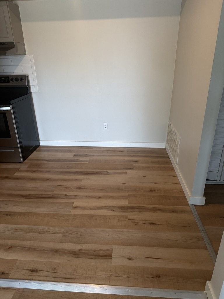 3553 Heatherton Drive - Photo 2