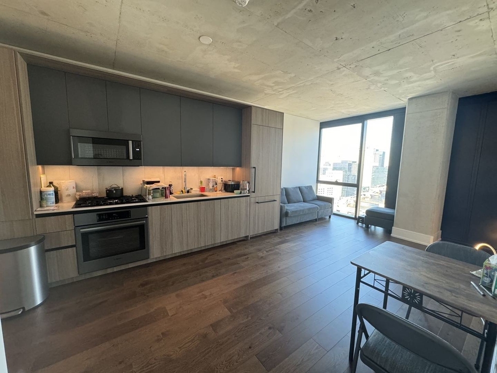 234 W Polk Street - Photo 8