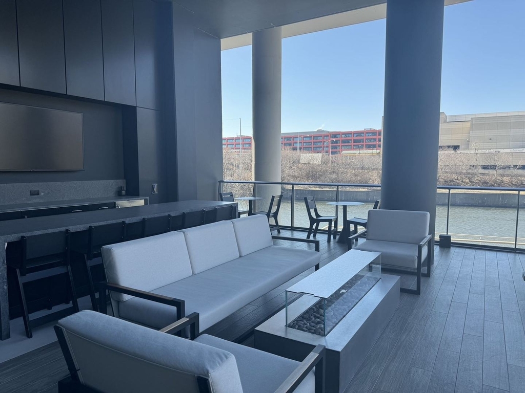 234 W Polk Street - Photo 4