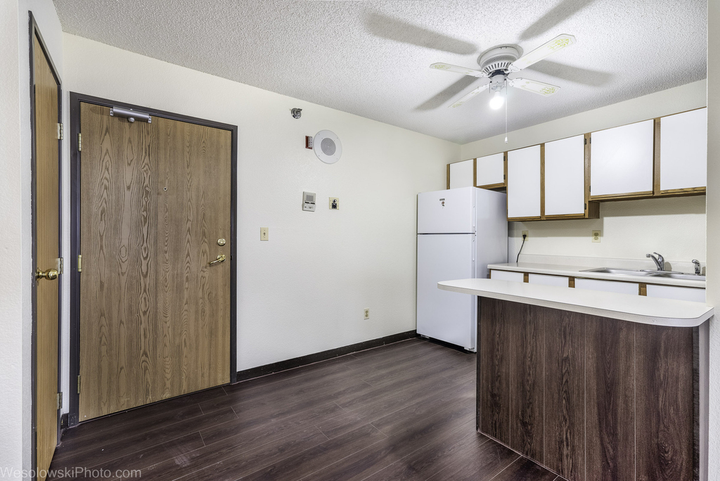 3305 Sunset Avenue - Photo 7