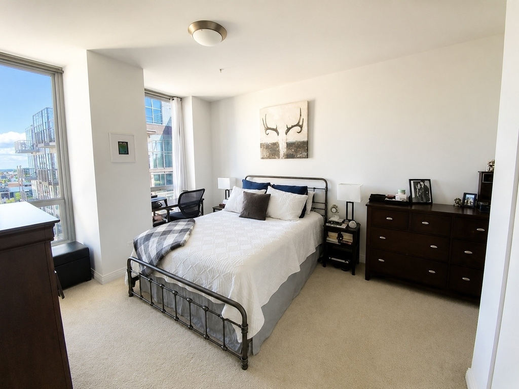 565 W Quincy Street - Photo 7