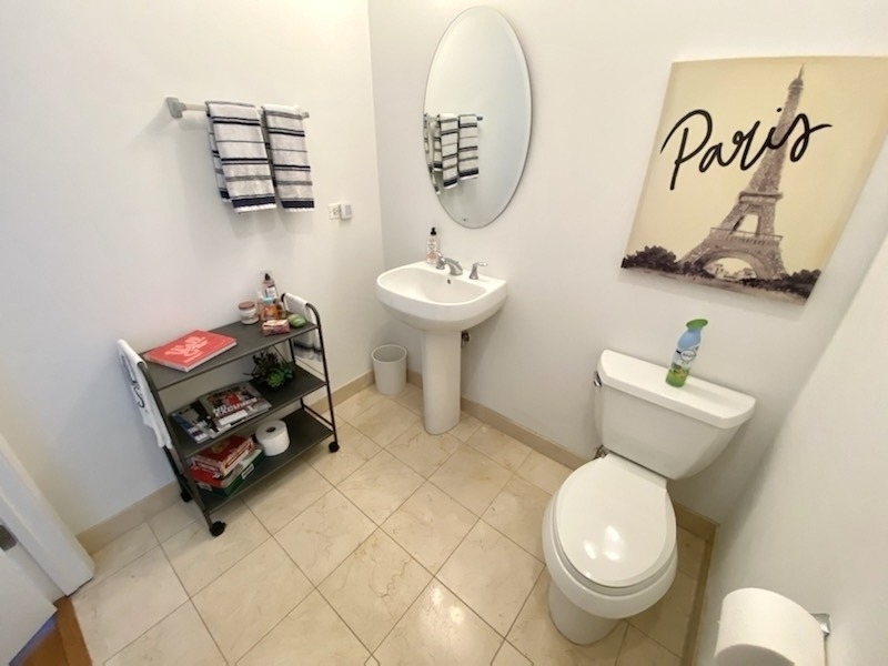 565 W Quincy Street - Photo 6