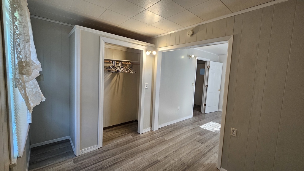 301 N 1st Street - Photo 14