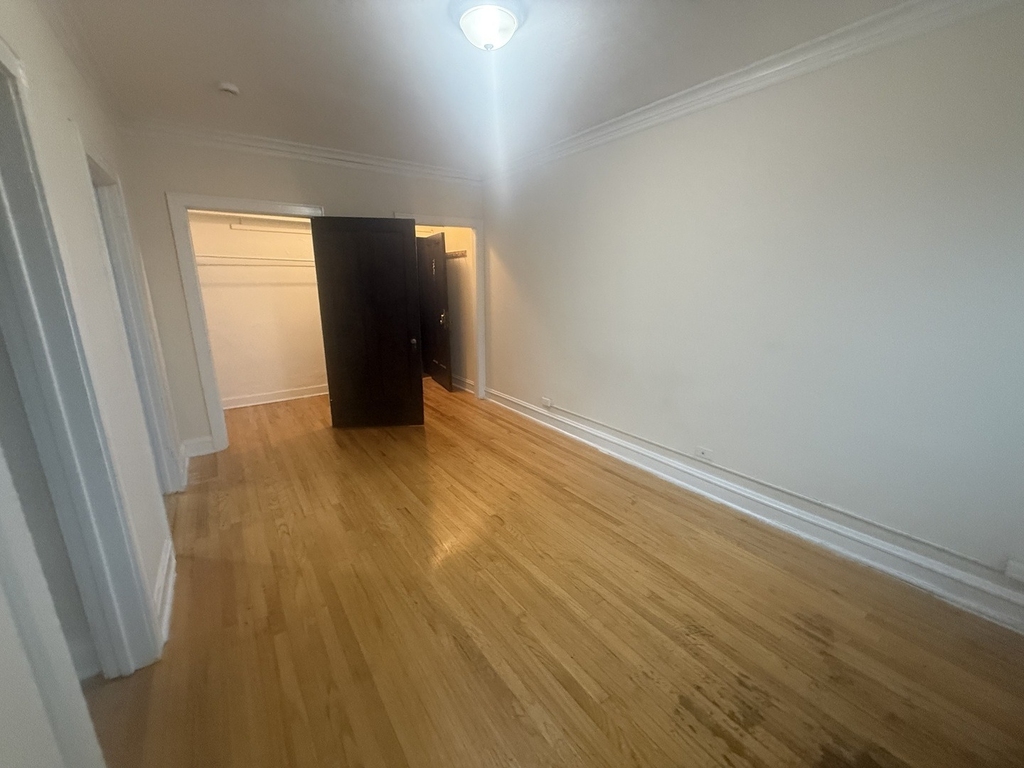 2109 Grove Avenue - Photo 3