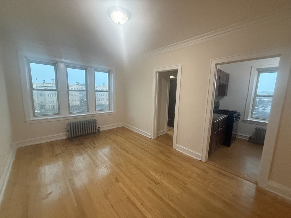 2109 Grove Avenue - Photo 2