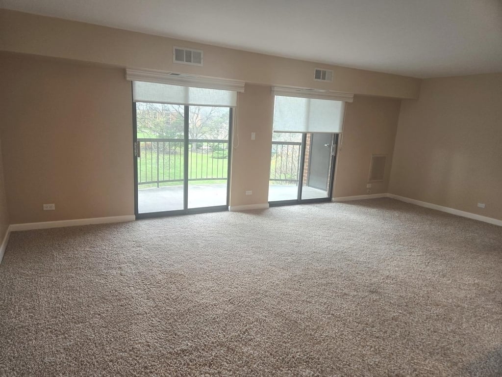1605 E Central Road - Photo 5