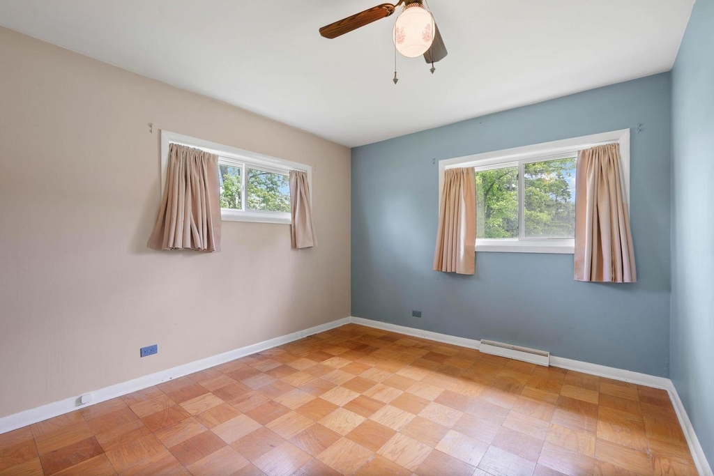 818 Leahy Circle - Photo 8