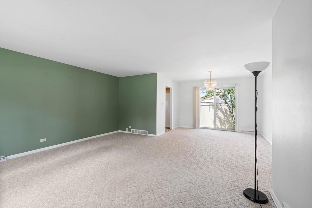 818 Leahy Circle - Photo 25
