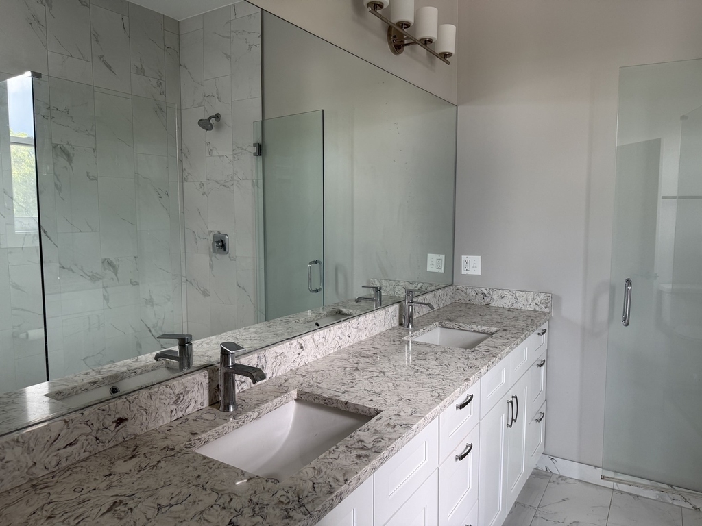 1629 N Spaulding Avenue - Photo 7